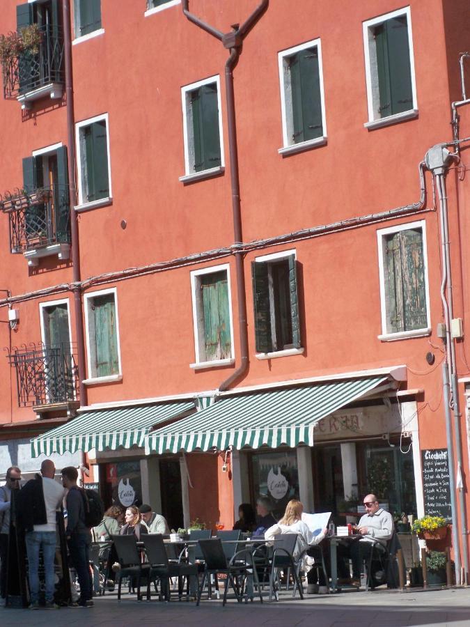Locazione Mery Venice Luaran gambar